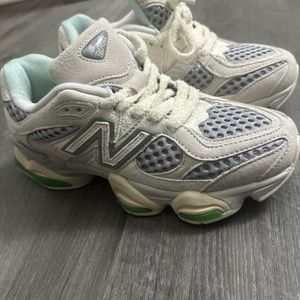 New Balance 9060 Bricks & Woods